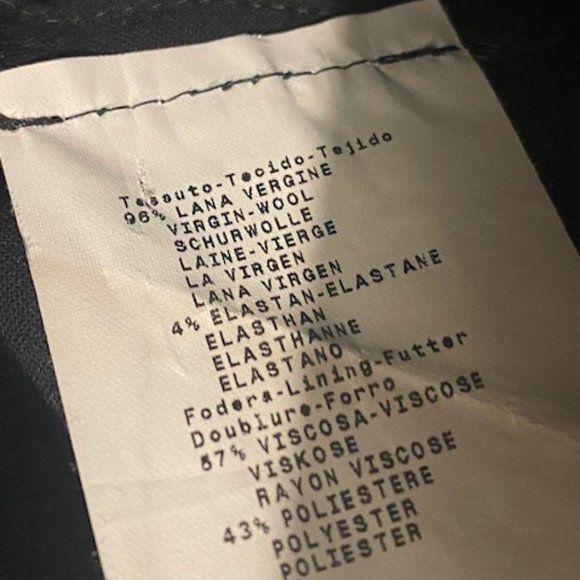 Brand new with tags Armani Collezioni single-button black blazer - Picture 7 of 12